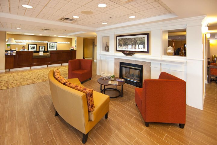 Hotel Interior 4 of 36