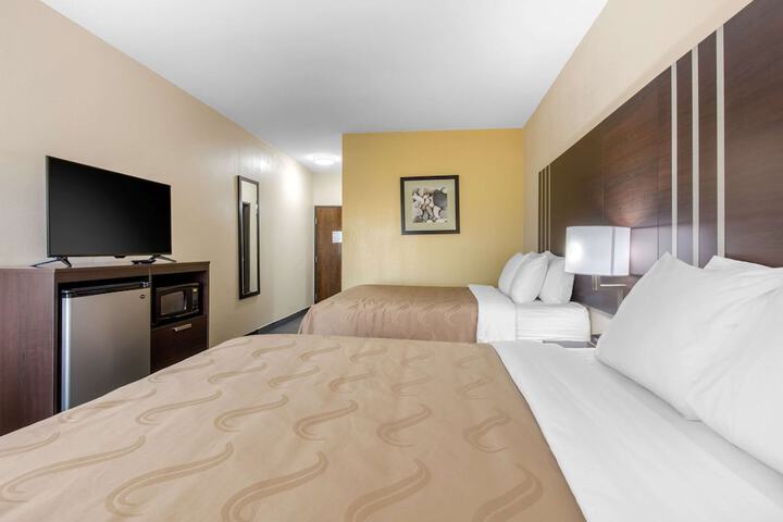 Room 27 of 36