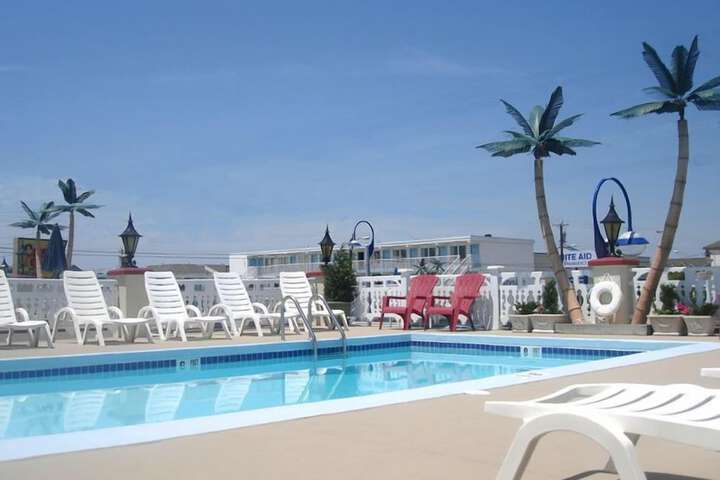 Pool 8 of 23