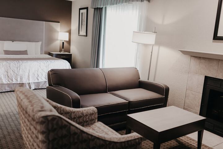Room 25 of 61