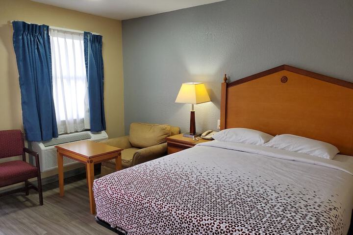 Room 13 of 54