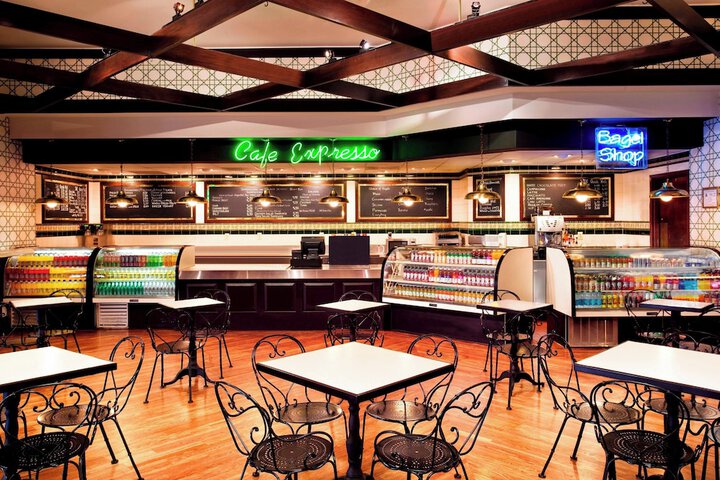 Sheraton Greensboro at Four Seasons