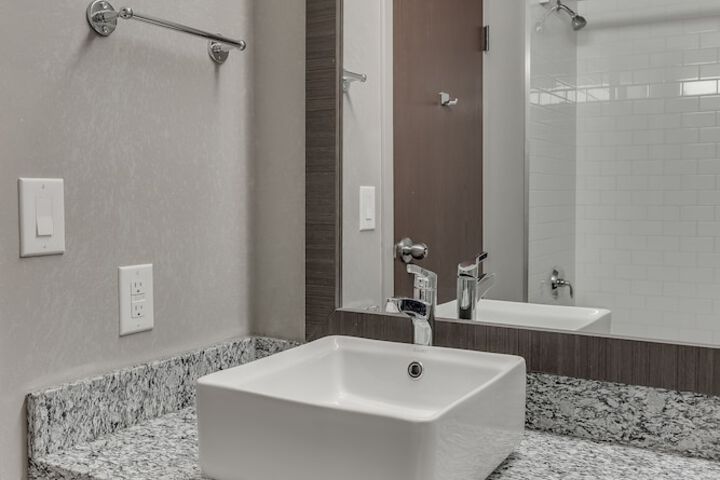 Home Inn & Suites Saskatoon South