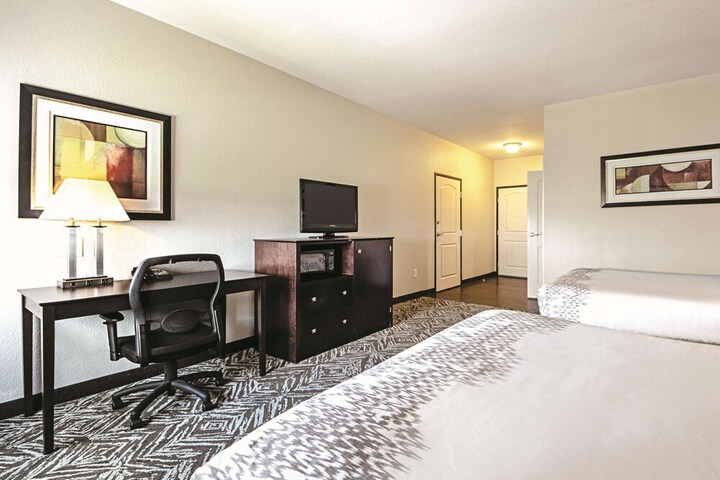 La Quinta Inn & Suites by Wyndham McKinney