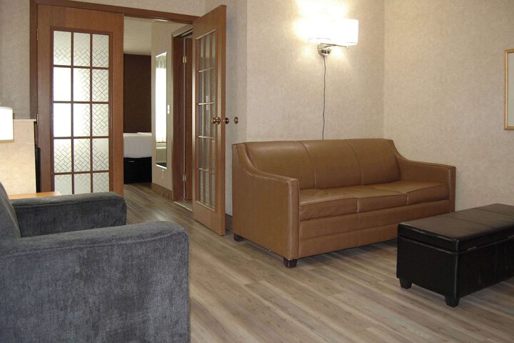 Room 44 of 55