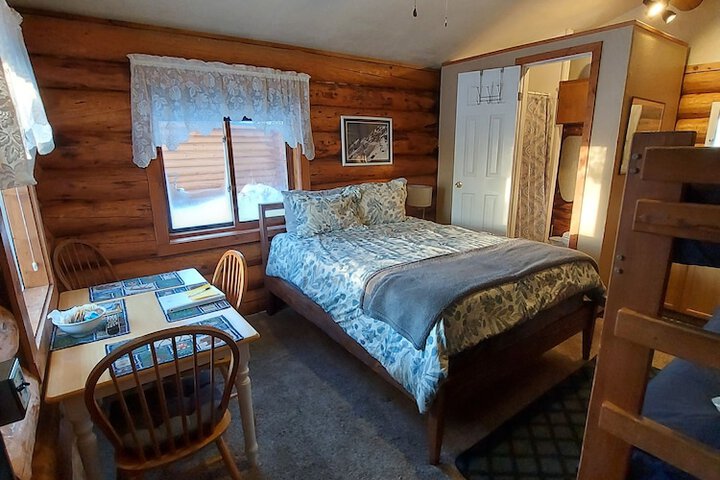 Room 18 of 31