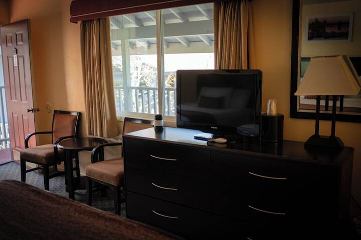 Room 44 of 96