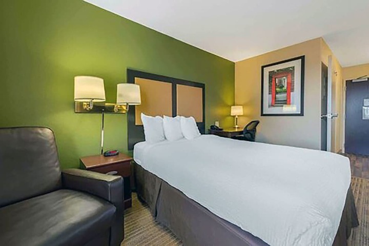 Room 21 of 54