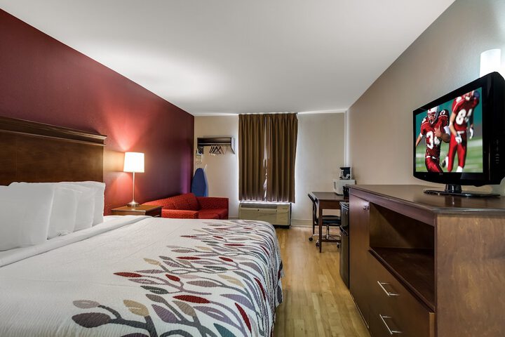 Room 18 of 39