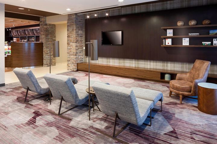 Hotel Interior 11 of 39