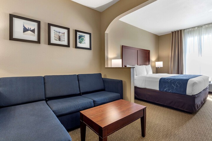 Room 19 of 48