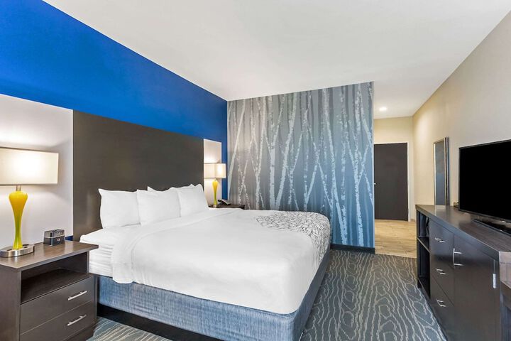 Room 10 of 36