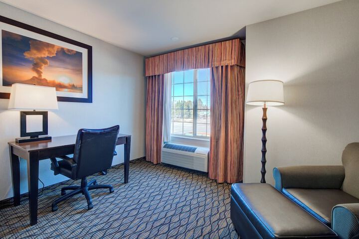 Holiday Inn West Yellowstone by IHG.