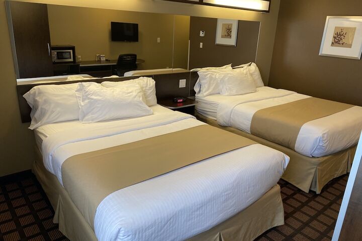 Room 54 of 84