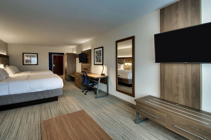 Room 22 of 43