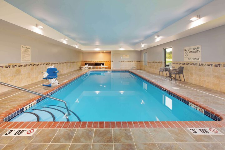 Hampton Inn Clinton IA