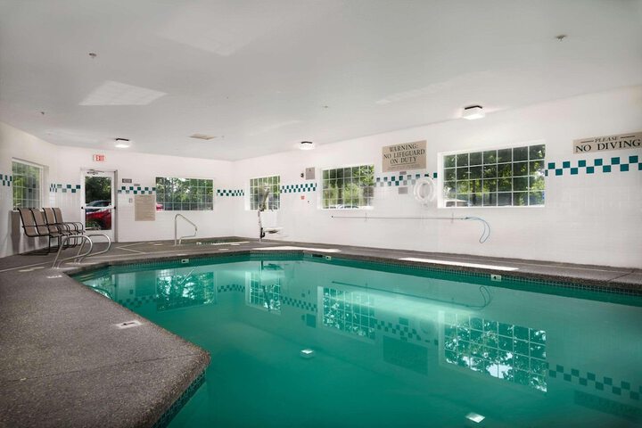 Pool 3 of 33