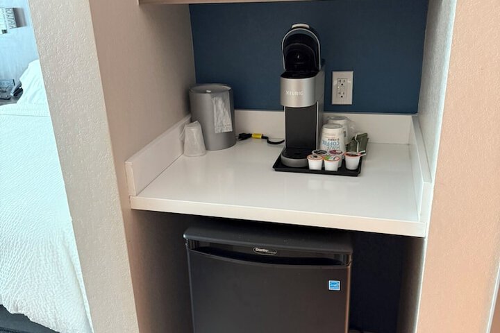 Holiday Inn Express & Suites Henderson South - Boulder City by IHG