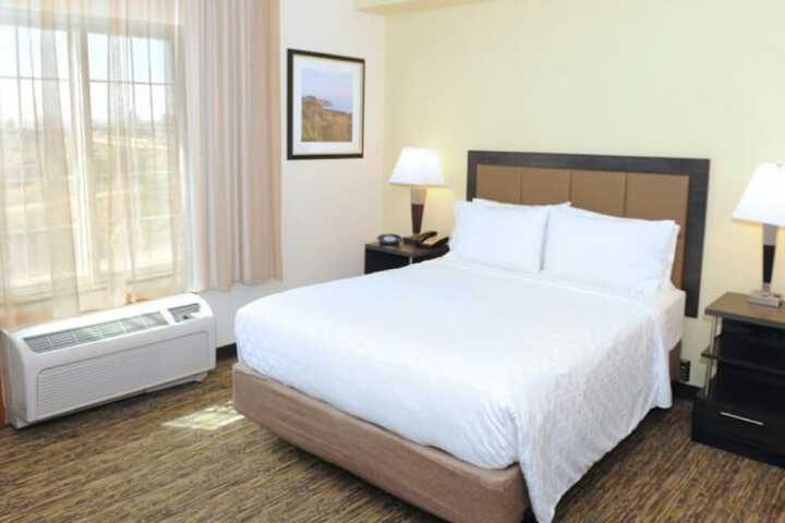 Candlewood Suites Santa Maria by IHG