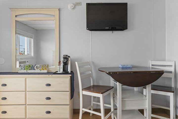 Room 64 of 73