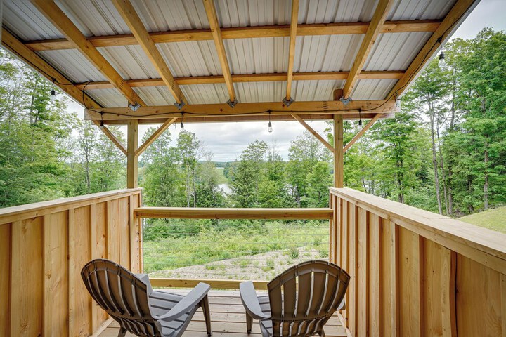 Secluded Marathon Hideaway w / Fire Pit + Views!