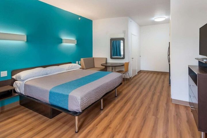 Motel 6 Channelview TX