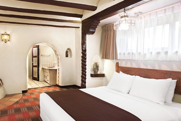 Sagebrush Inn & Suites