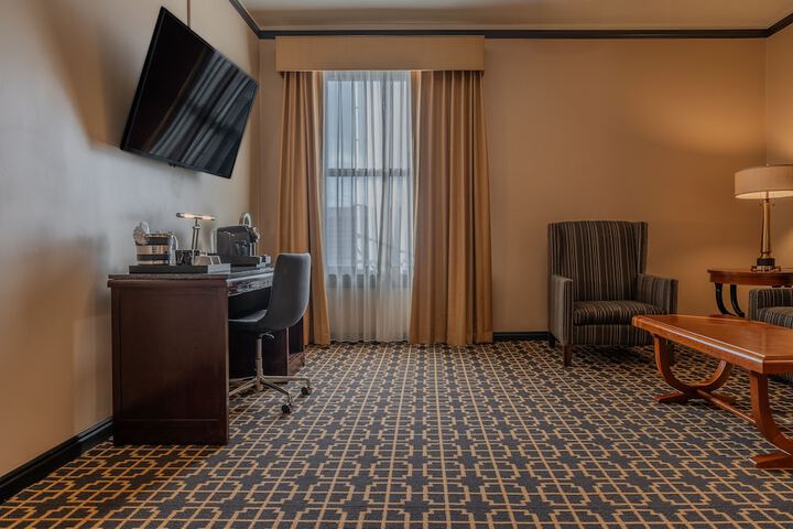 Room 25 of 62
