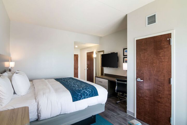 Room 34 of 46