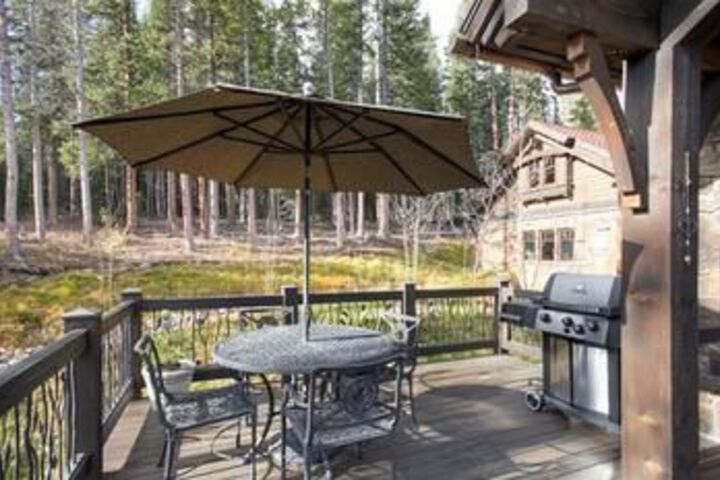 Moose Lodge Highlands Area by Pinnacle Lodging