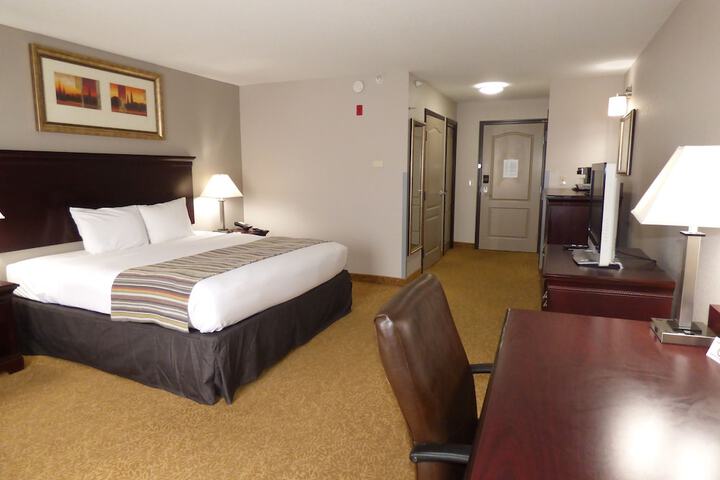Room 8 of 24