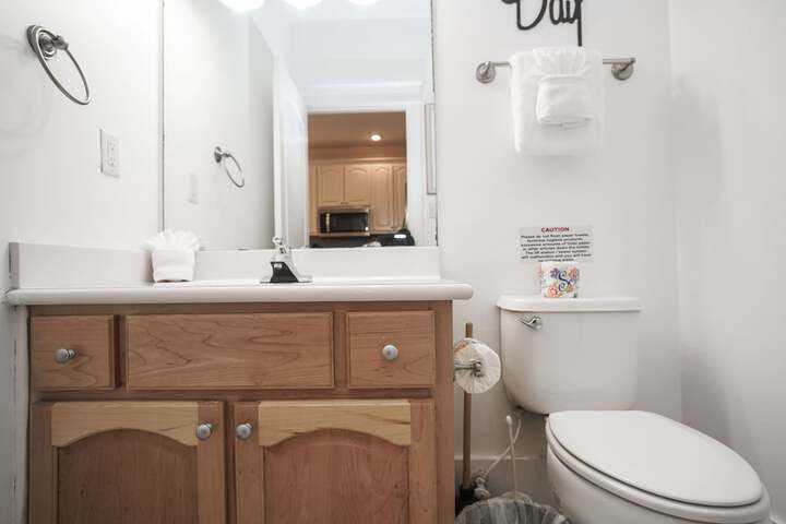 Room 16 of 27