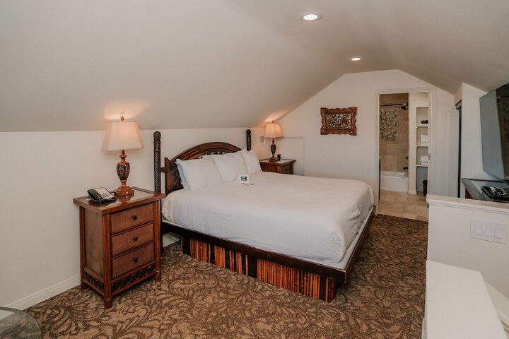 Room 215 of 283