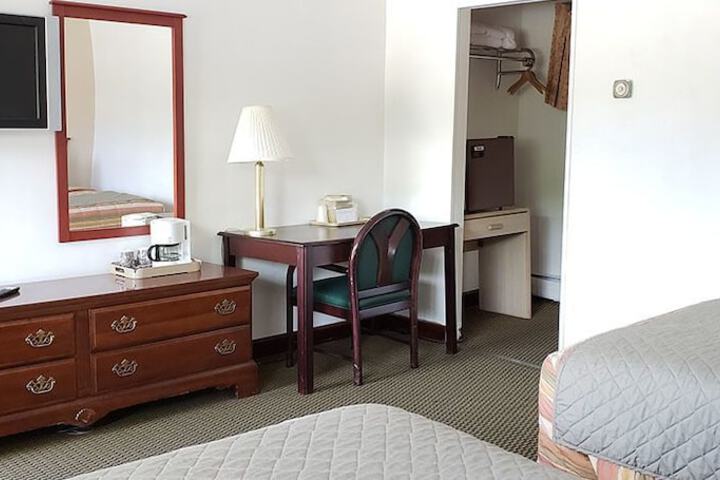 Room 49 of 64