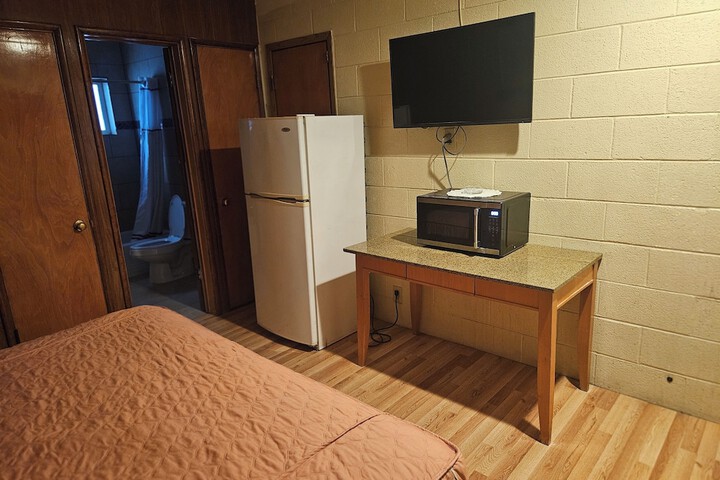 Room 8 of 30
