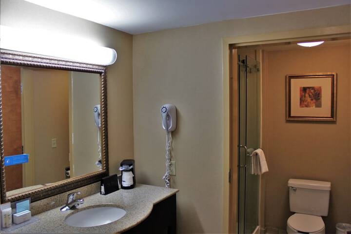 Room 21 of 35