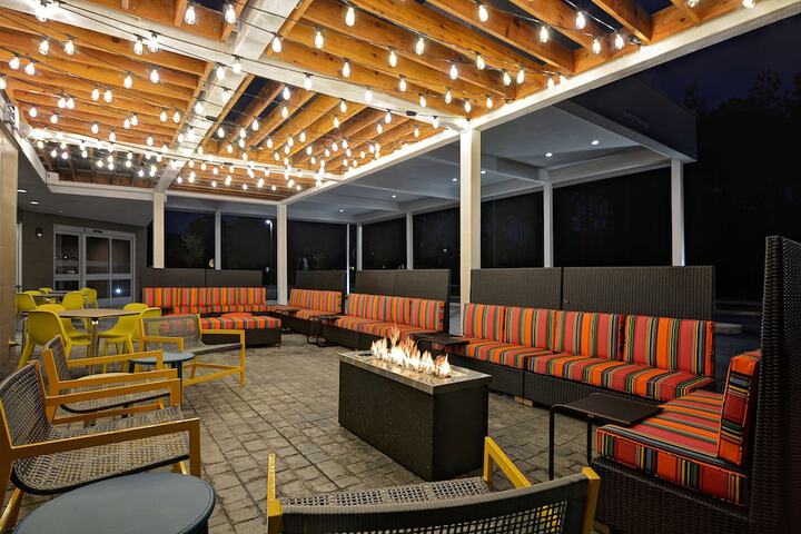 Terrace/Patio 45 of 48