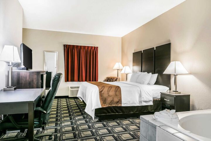 Room 31 of 60