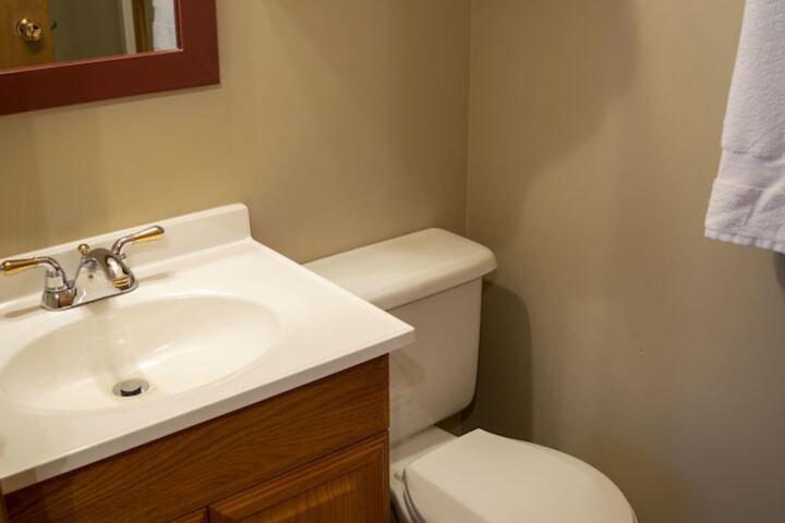 Crandell Mountain Lodge