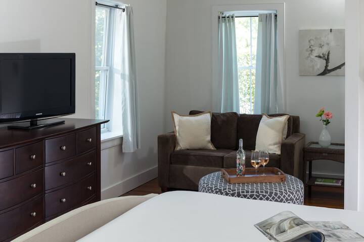 Room 9 of 22