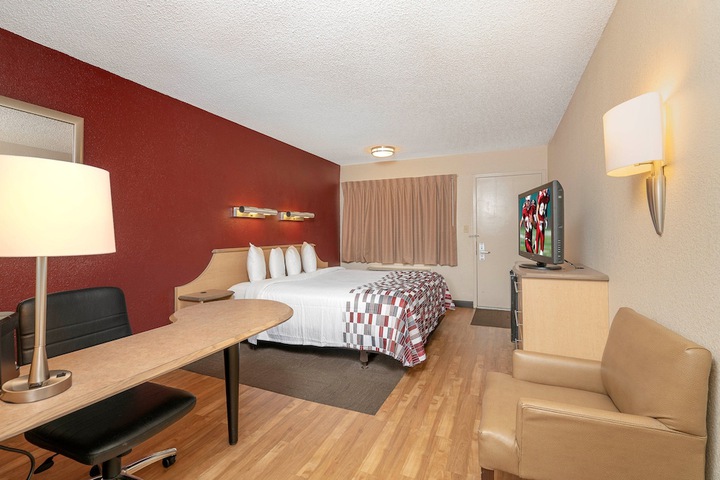 Red Roof Inn Philadelphia - Oxford Valley
