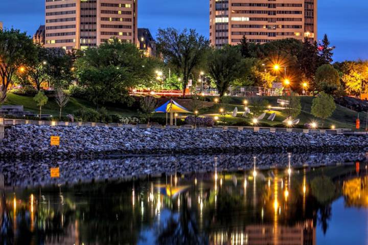 Delta Hotels by Marriott Saskatoon Downtown