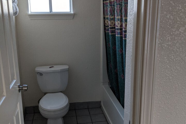 Room 11 of 15