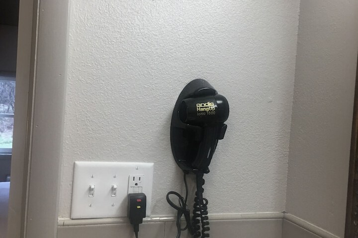 Room 29 of 34