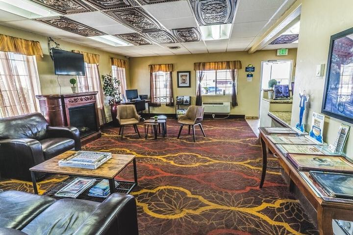 Hotel Interior 11 of 46