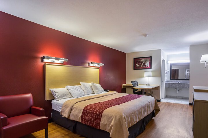 Room 18 of 31