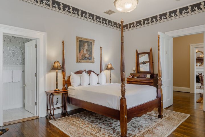 Room 41 of 46