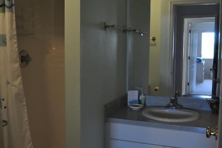 Room 20 of 37