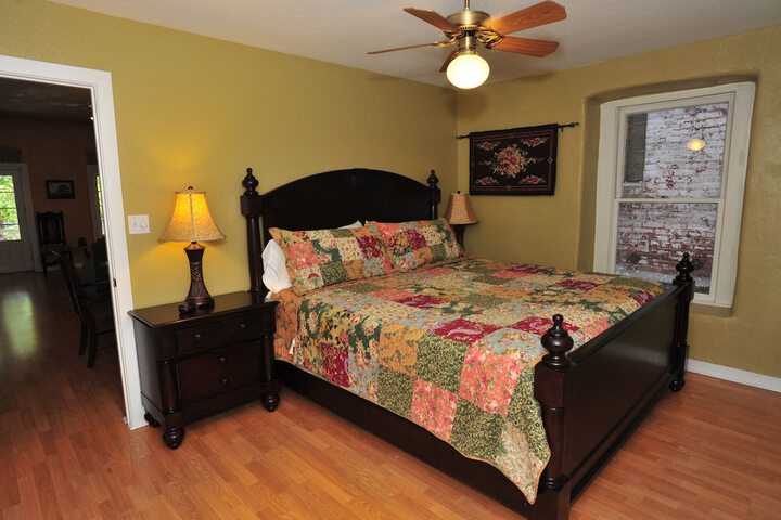 Room 7 of 29
