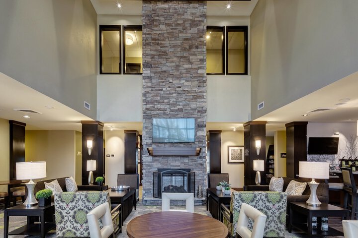 Staybridge Suites St. Louis - Westport by IHG